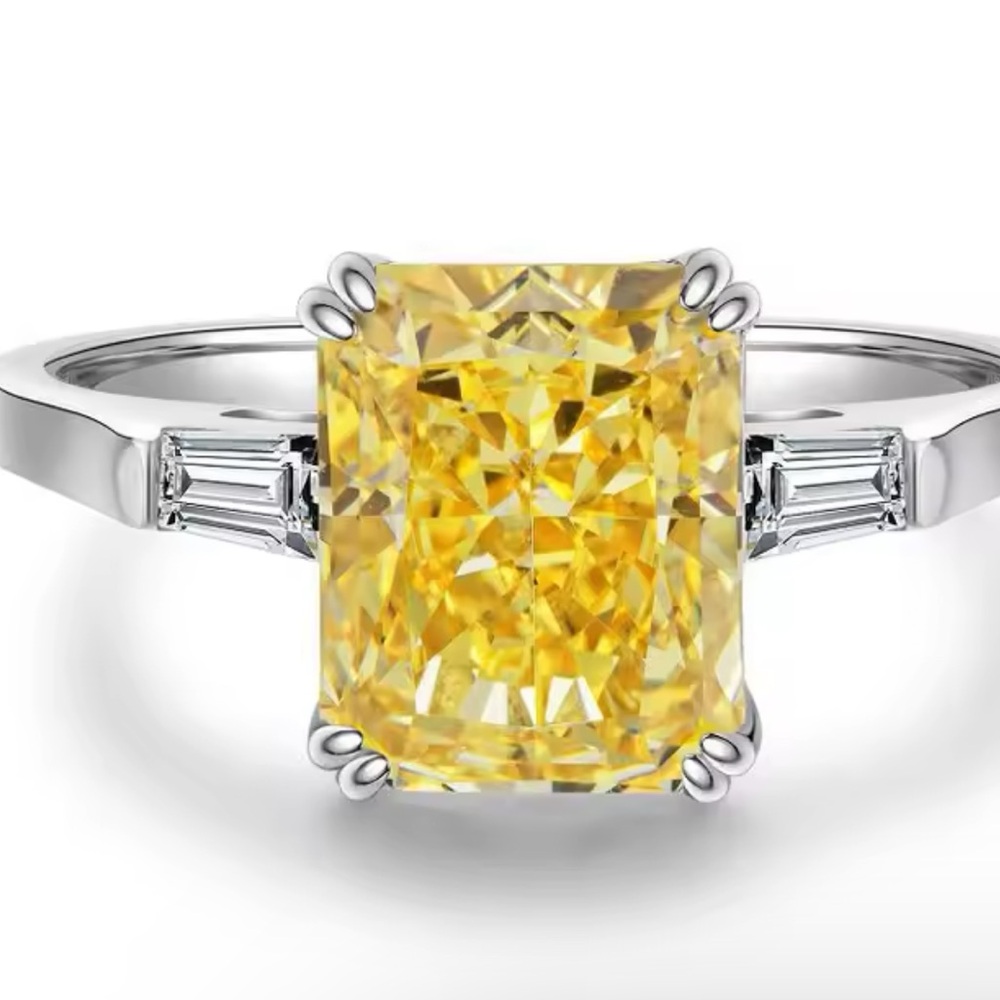18k 3ct Radiant Canary Ring